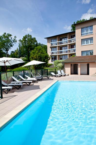 Hotel Du Lac Lacapelle-Viescamp Exterior foto